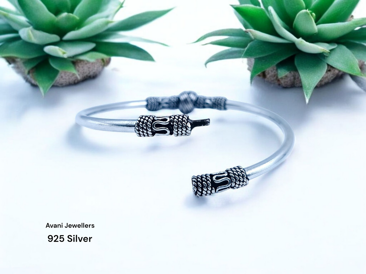 Silver Ladies Plain Kade