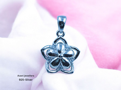 Silver Ladies Fancy Pendant