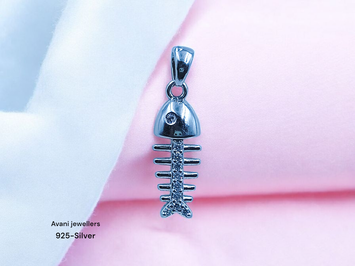 Silver Ladies Fancy Pendant