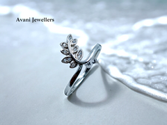 Silver Ladies Fancy Ring