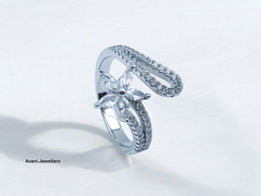 Silver Ladies Fancy Ring