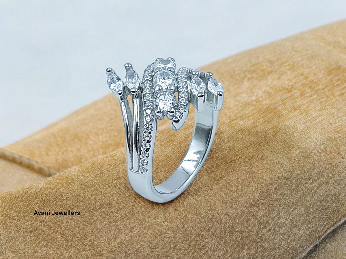 Silver Ladies Fancy Ring