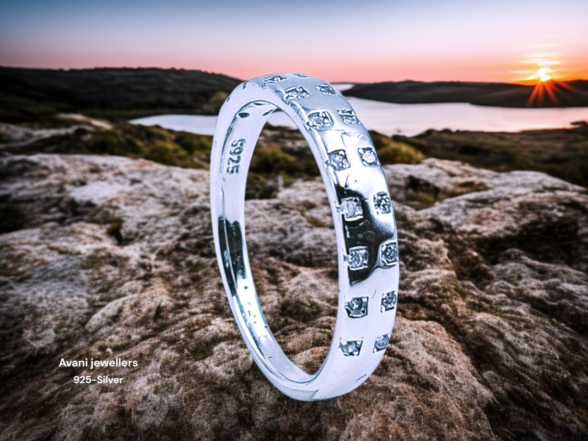 Silver Ladies Fancy Ring