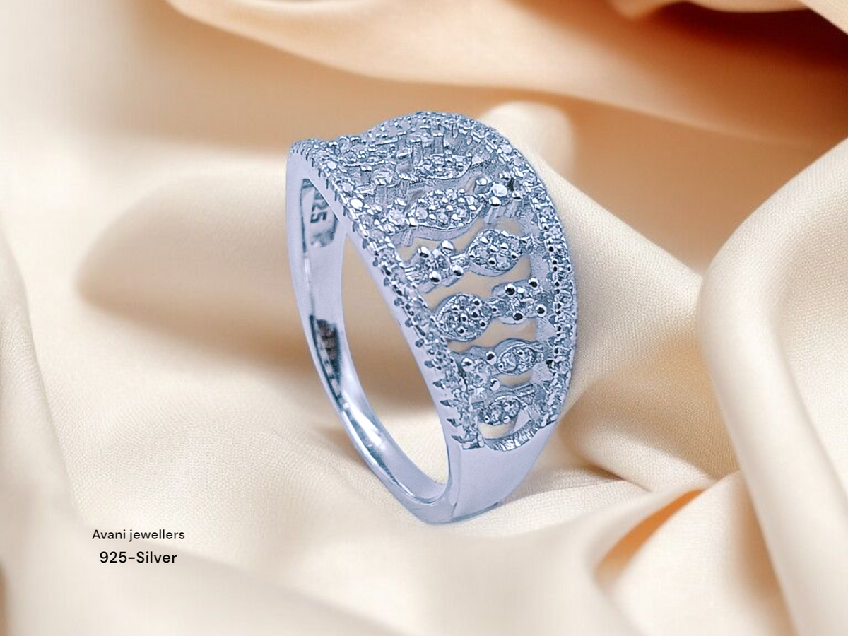 Silver Ladies Fancy Ring