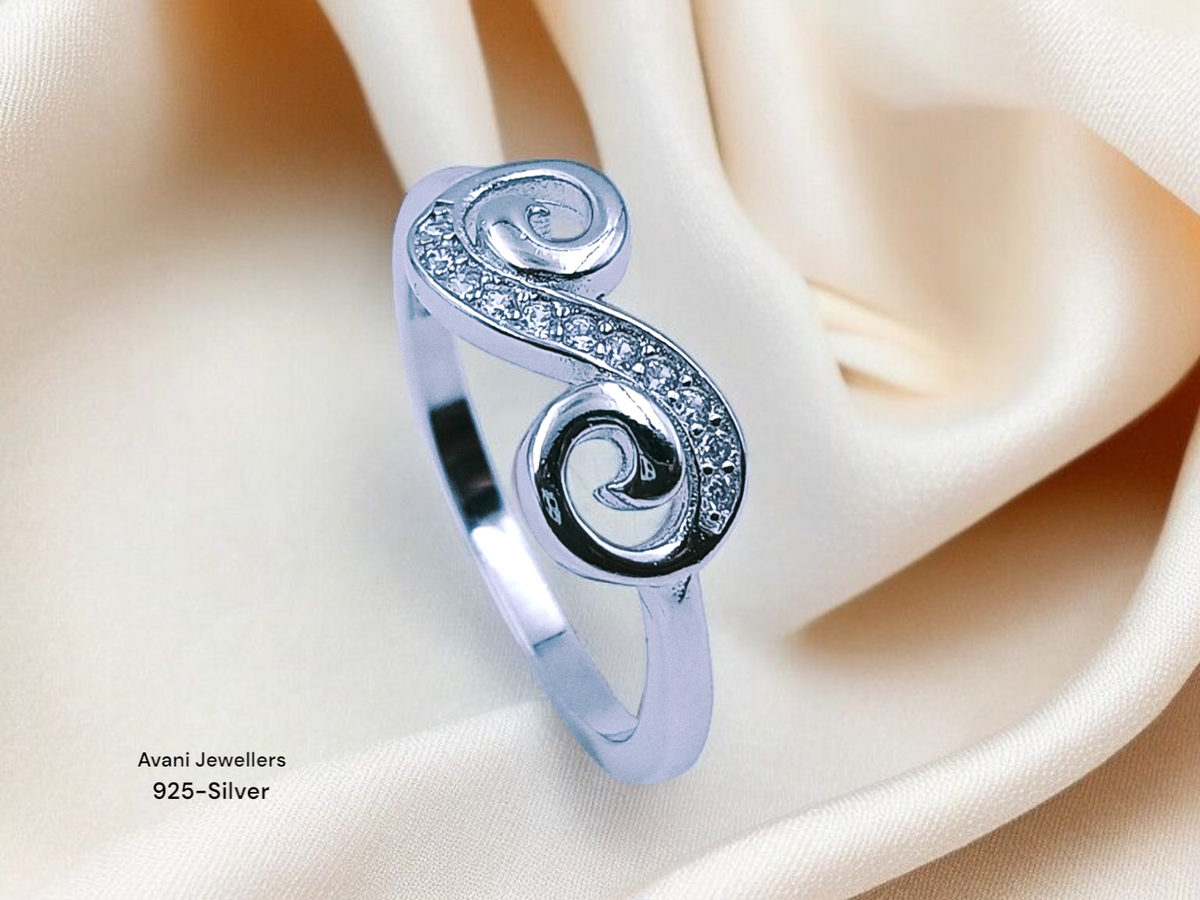 Silver Ladies Fancy Ring
