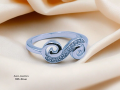 Silver Ladies Fancy Ring