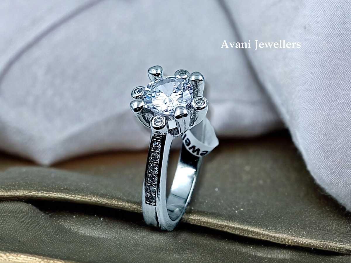 Silver Ladies Fancy Ring