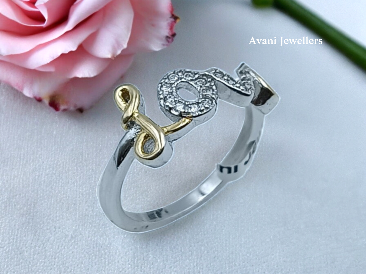 Silver Ladies Fancy Ring