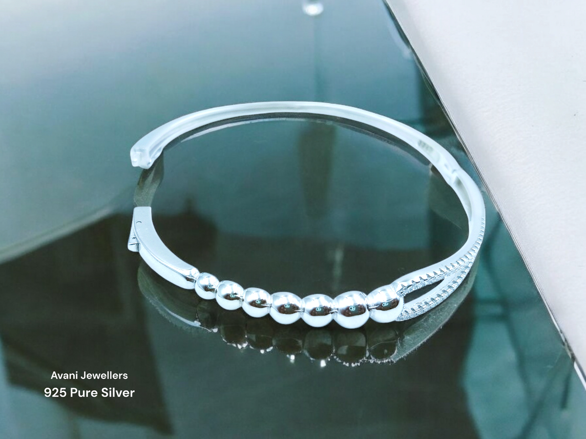 Silver Ladies Fancy Kade