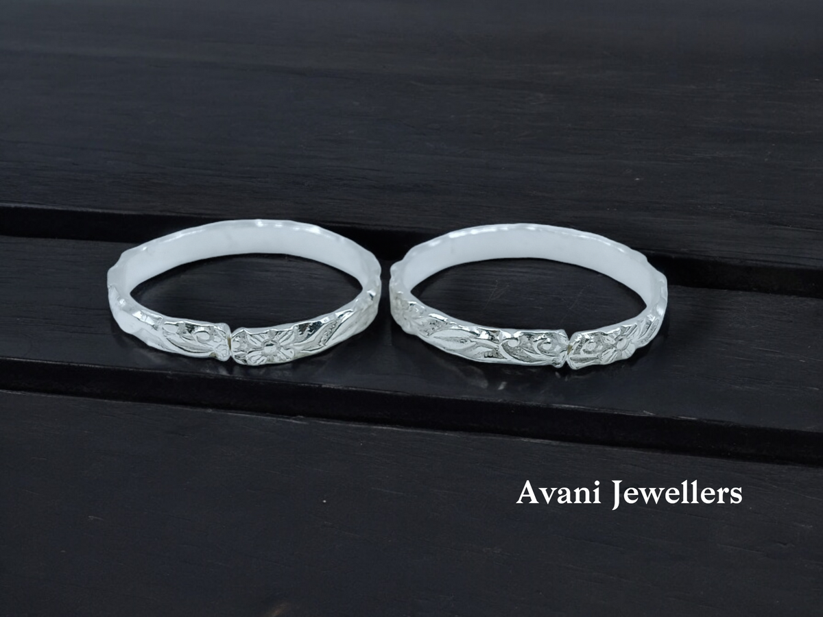 Silver Plain Bichiya