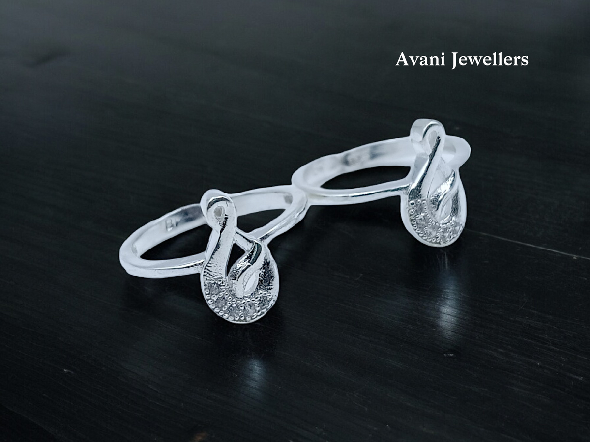 Silver Fancy Stone Bichiya