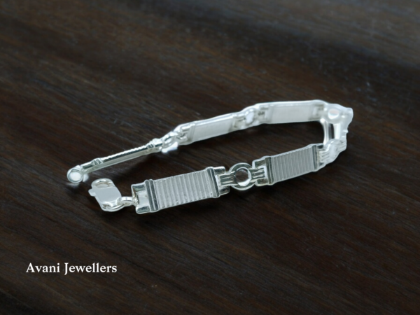 Avani jewellers silver bracelets