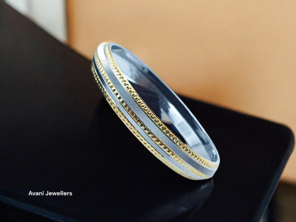 avani jewellers silver kada