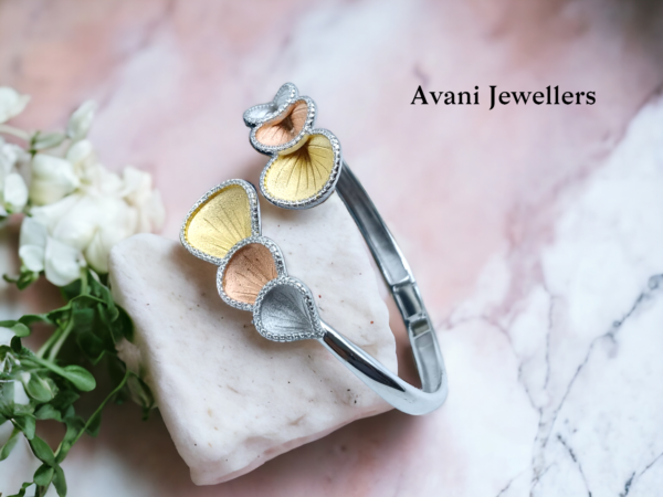 avani jewellers silver floral bangle for women