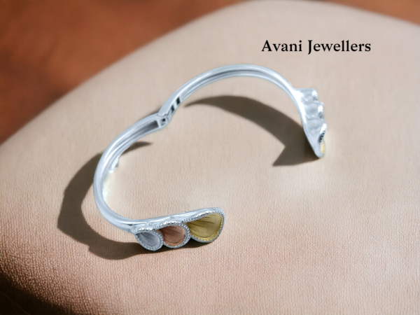 avani jewellers silver floral bangle for women